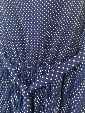 GAP Navy Blue Scoop Neck Top NEVER WORN